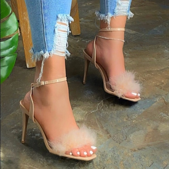 New  Forever 21 high heel - Picture 3 of 9